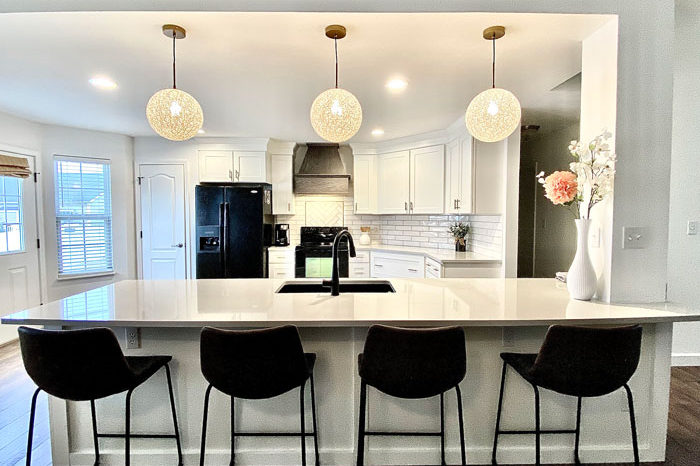 design-studio-white-kitchen-counter-image